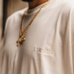 Camiseta Street (tom sobre tom) - "Off-White"