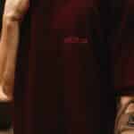 Camiseta Street (tom sobre tom) - Bordo