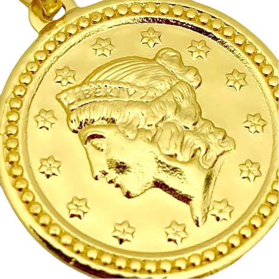 Pingente Moeda Romana (2cmX2cm) (Banho Ouro 24k) - Imagem 2